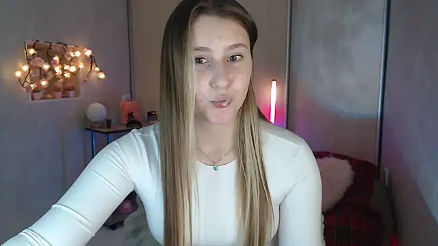 Milka_kamila webcam show