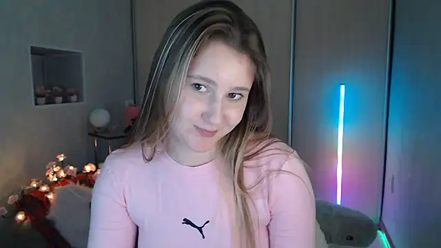 Milka_kamila Adlı Modelin Canlı XXX Sohbeti