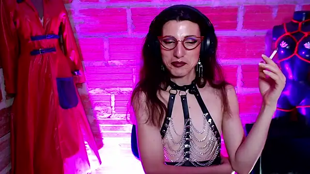 Webkamerová show Moira-Hot