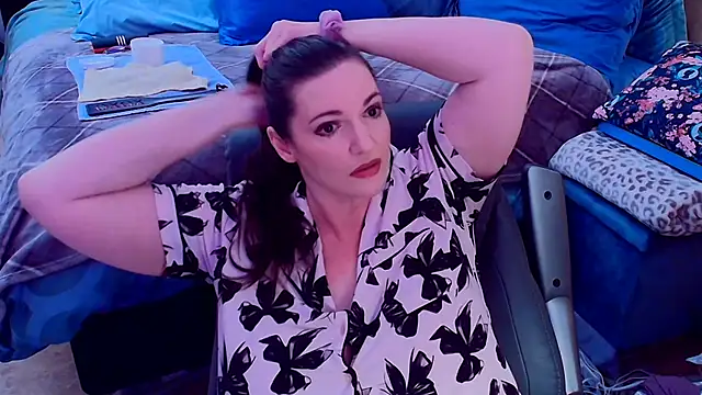 แชท XXX สดของ ninajaymes