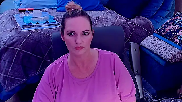 Онлайн чат XXX ninajaymes