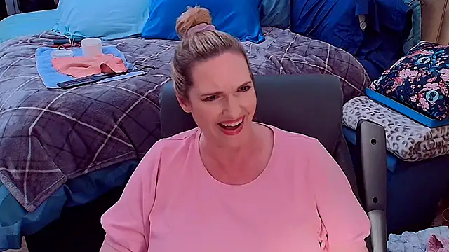 แชท XXX สดของ ninajaymes