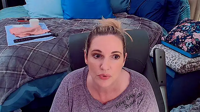 ninajaymes Show in webcam