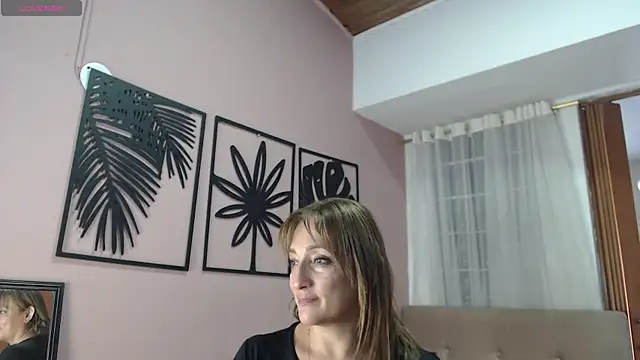 دردشة amara_rousse1 الجنسية المباشرة