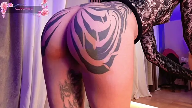 XXX chat uživo modela La_Diabla_111_