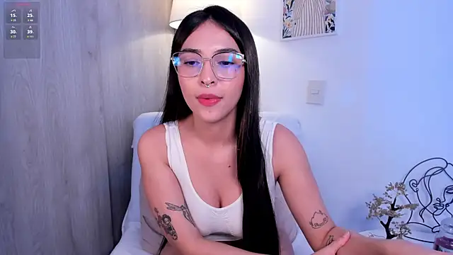 Skeeter_ss' Live XXX Chat