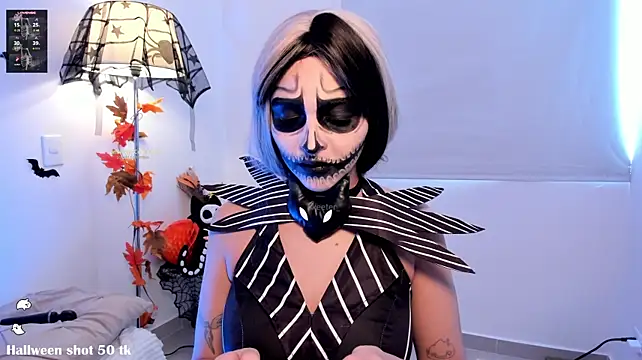 Skeeter_ss' Live XXX Chat