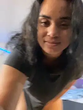 SoakedUpKitty-'s Webcam Show
