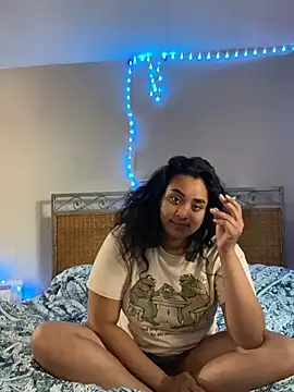 SoakedUpKitty- Show in webcam