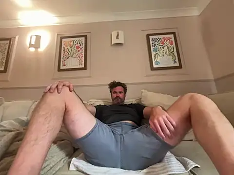 CyprioteWhitefly Show in webcam