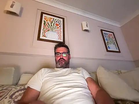CyprioteWhitefly Show in webcam