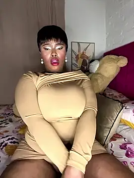 Show de QUEEN_NOBUHLE_FEMDOM_777 na webcam
