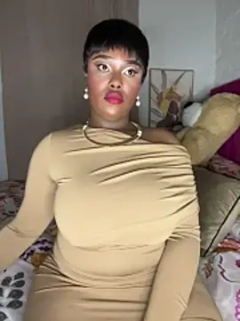 Show Webcam de QUEEN_NOBUHLE_FEMDOM_777
