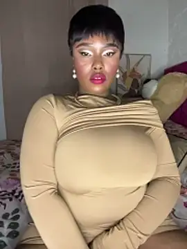 QUEEN_NOBUHLE_FEMDOM_777: вебкам-шоу