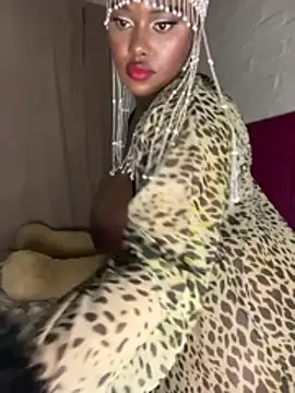 QUEEN_NOBUHLE_FEMDOM_777 Obrolan Langsung XXX