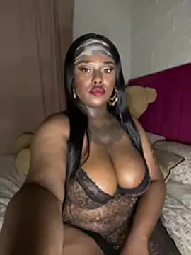 Show Webcam de QUEEN_NOBUHLE_FEMDOM_777