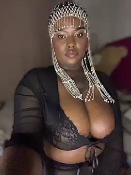 QUEEN_NOBUHLE_FEMDOM_777 웹캠 쇼
