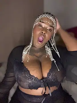 QUEEN_NOBUHLE_FEMDOM_777 웹캠 쇼