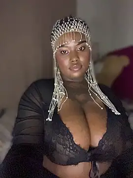 QUEEN_NOBUHLE_FEMDOM_777's Live XXX Chat