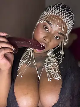 QUEEN_NOBUHLE_FEMDOM_777 웹캠 쇼