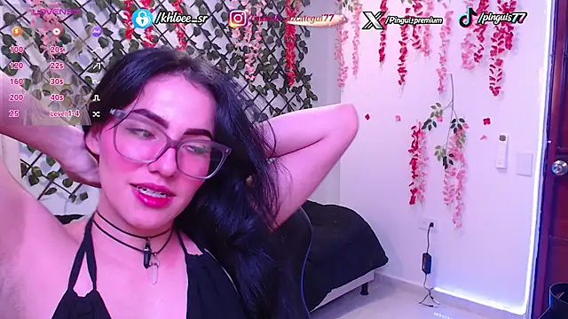 khloe_srr: διαδικτυακό σόου στην κάμερα