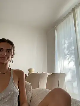 SophiiaStarr webcam show