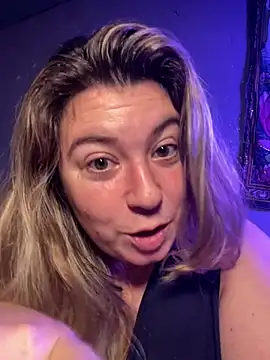 Czat XXX na żywo – Serena_talk