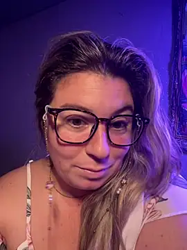 Serena_talk's Live XXX Chat