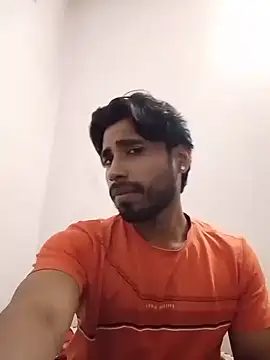 Pertunjukan Kamera Web ZynoRoom