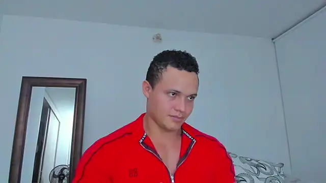 Chat XXX en directo de KingLevi01