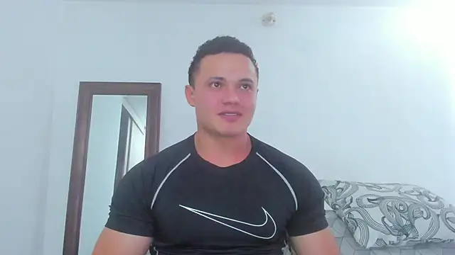 KingLevi01 Webcam show