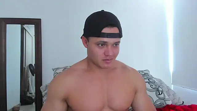 KingLevi01 webcam show