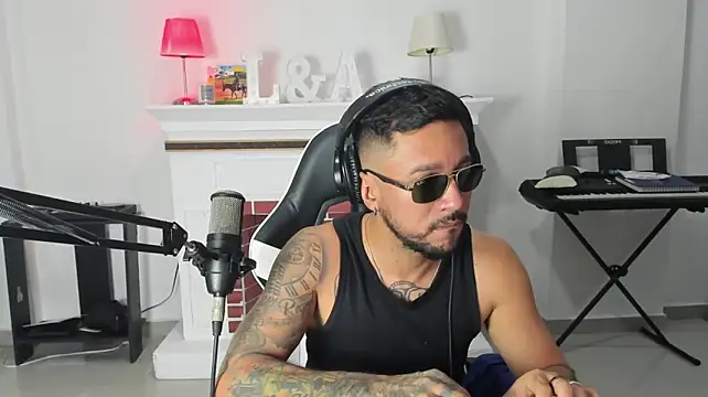 dereck_karter 在線直播表演