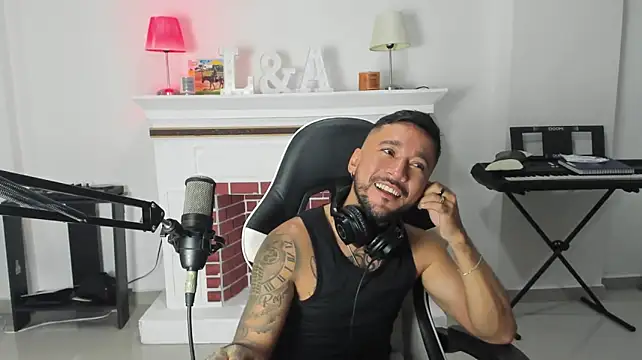 dereck_karter Шоу с уебкамера