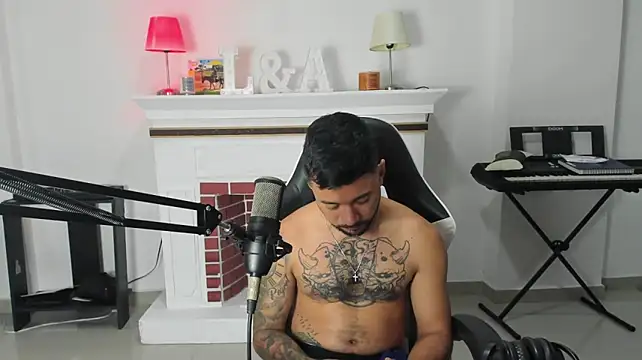 dereck_karter Show in webcam