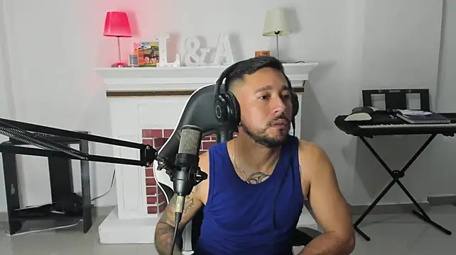 dereck_karter Adlı Modelin Web Kamerası Şovu