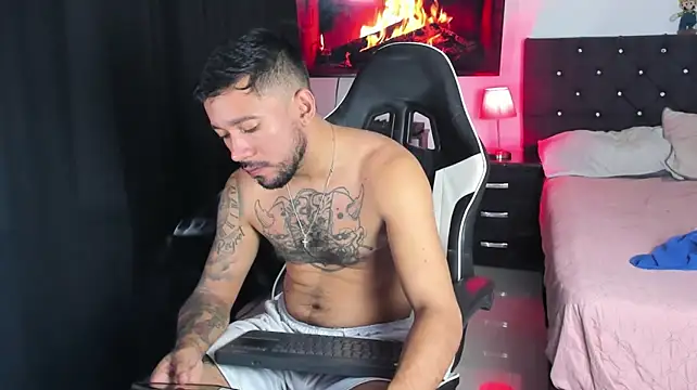 dereck_karter Show in webcam