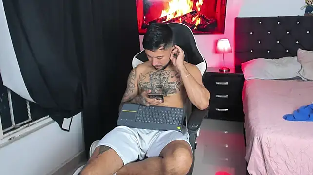 عرض كام dereck_karter