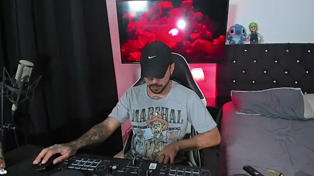 Chat +18 de dereck_karter ao vivo