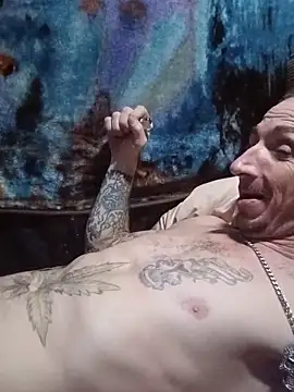 Mrluckstick's Webcam Show