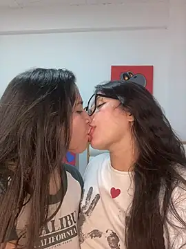 Chat XXX en directo de Sweet_and_Rous0