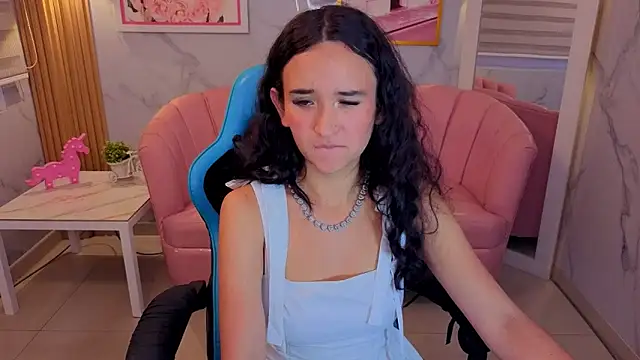 bella_vibess_s' Live XXX Chat