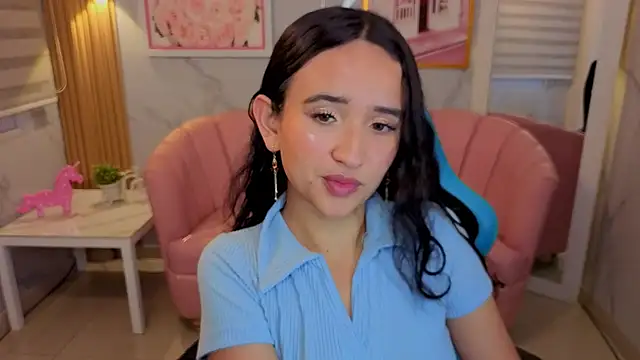 bella_vibess_s' Live XXX Chat