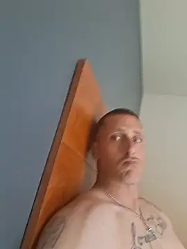 majestic4u Show in webcam