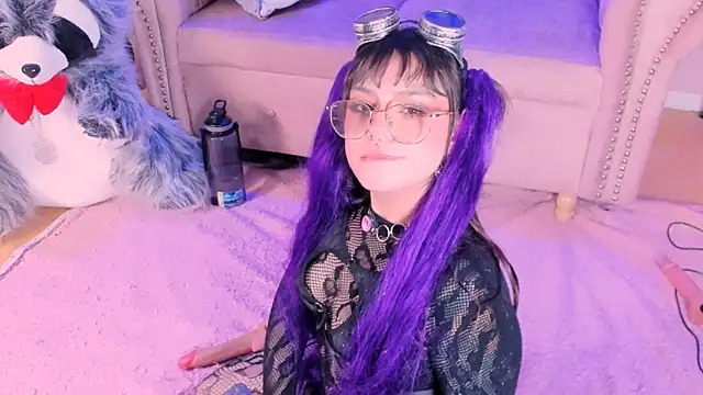 Pokazy przed kamerką – BizzyNoar