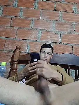 luiscasco387: διαδικτυακό σόου στην κάμερα