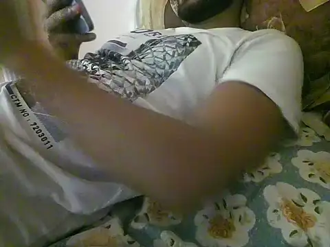 alii9906's Webcam Show