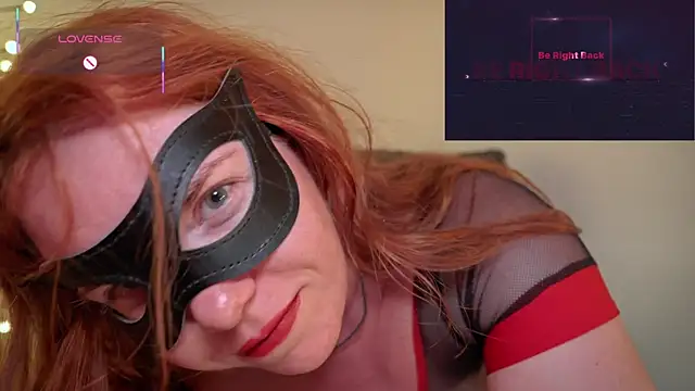 GingerAleMILF webkamerás műsora