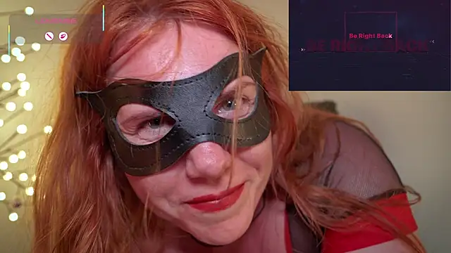 GingerAleMILF élő XXX-chatje