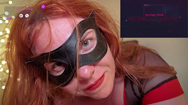 دردشة GingerAleMILF الجنسية المباشرة